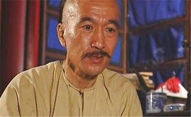 刘罗锅本是状元,为何乾隆不让他当呢?原因却跟他父亲有关系