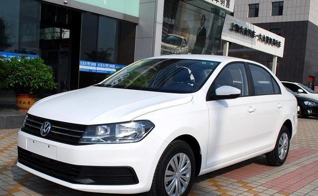 帅气小伙带5.5万去买大众桑塔纳 销售热情接待