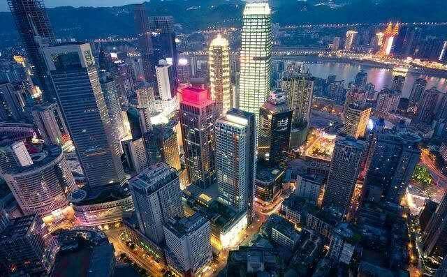成都和重庆,哪座城市主城区人口更多?