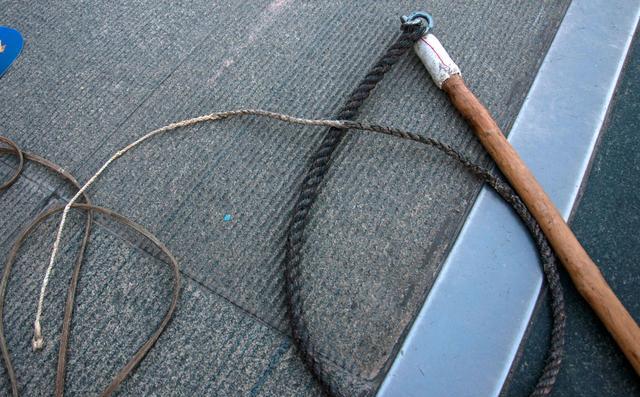 打坏了换一根鞭梢30块