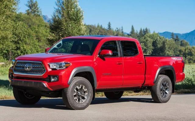 丰田塔库玛trd越野版新款,尺寸大升级!