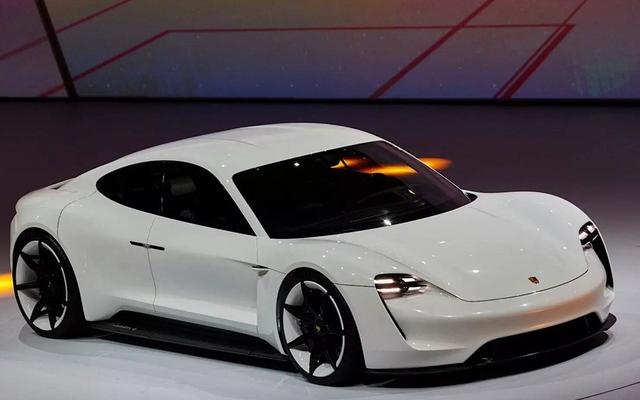 颜值炸裂的四门保时捷,600马力仅60万-新浪汽车