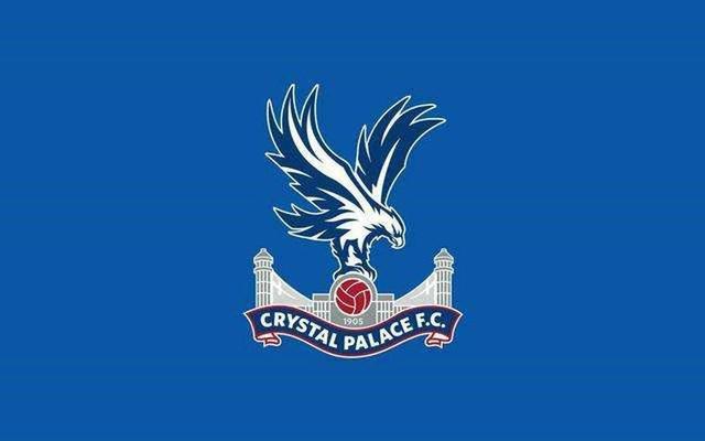 广州恒大球迷笑喷了:厦门某俱乐部队徽为恒大