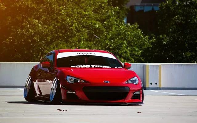 他们车轮为什么是外八的这其中有许多秘密