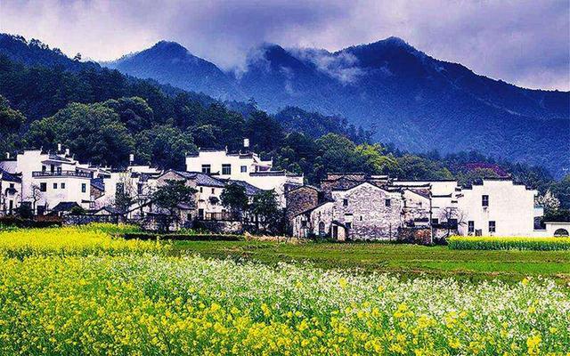 中国最穷的十个省, 西藏并非第一, 四川、河南赫