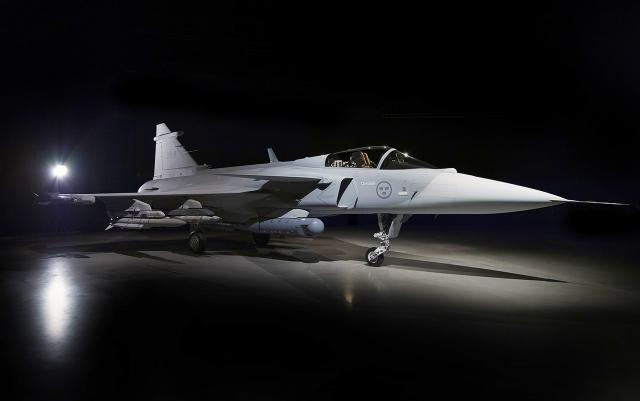 全球四代半战机一次看个够,歼16能排第几?