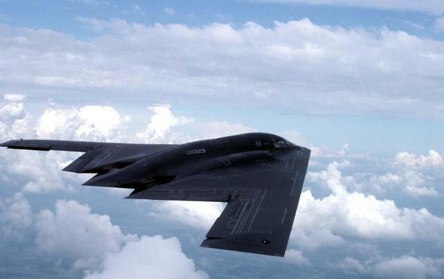 到底是谁设计出这架人类历史上最幽灵的隐身战斗机?