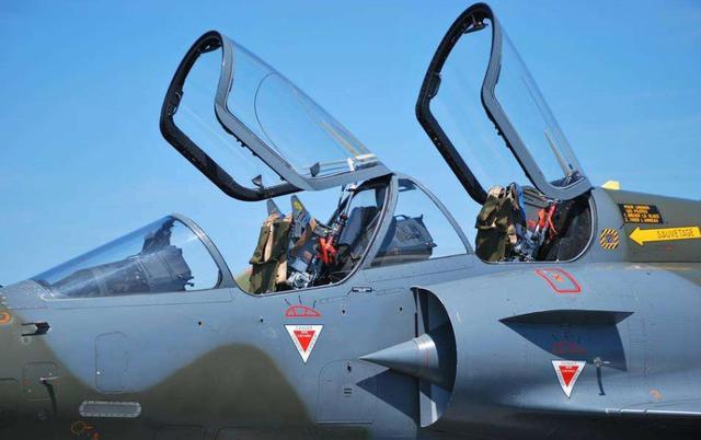 空军执行飞行任务,要不要提前关注天气预报?没想到后果这么严重