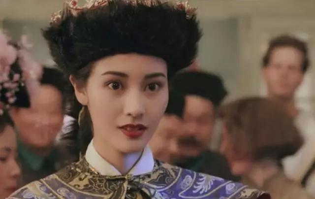 最美港姐李嘉欣为何让人念念不忘,年轻时照片