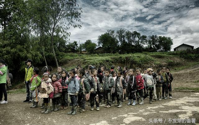 镜头下: 大凉山贫困山区的孩子们