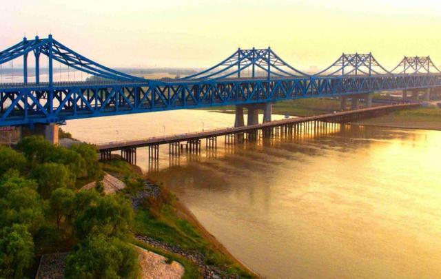 黄河再架新大桥,让火车和汽车并驾齐驱