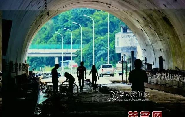 权威发布:包茂高速全线通车又改期了,芩水段均昌隧道怎么啦?