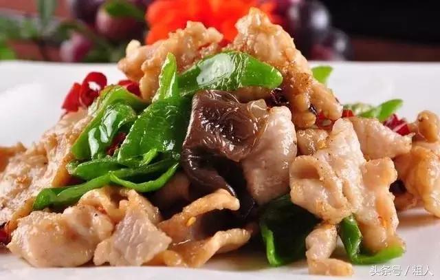 炒猪肉时用上5个绝招和工具,猪肉鲜嫩不老不柴,不仅好吃还好看