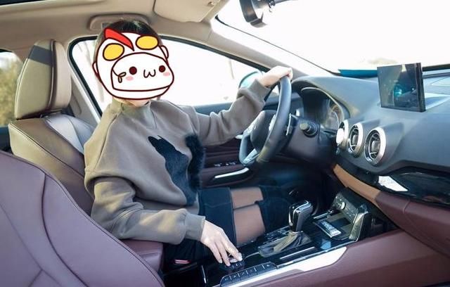 三十万的外观,五十万的内饰配置,仅售10几万已经卖疯!