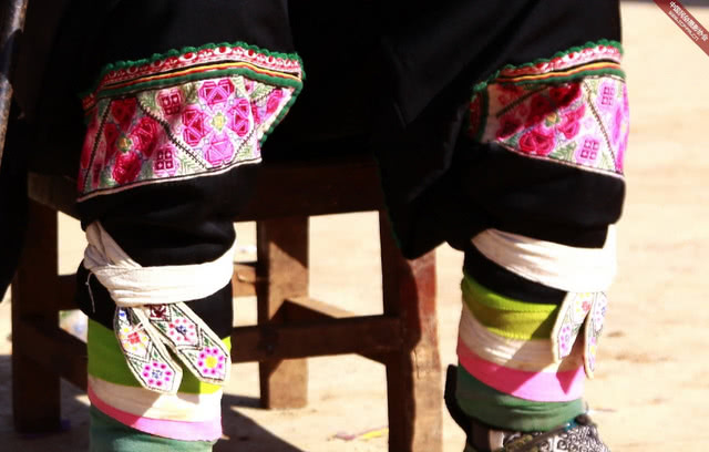 金莲|女子|小脚_新浪新闻