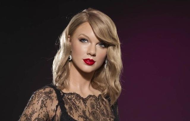 霉霉的黄金十年:由胖妞变天使,从科比前女友到10座格莱美天后