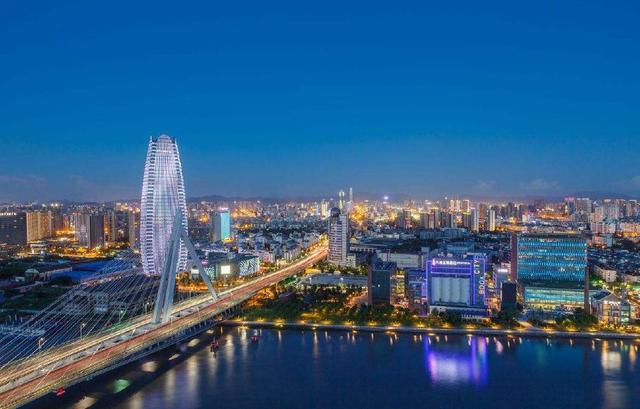2017年中国城市GDP快报:宁波9900亿,临沂45