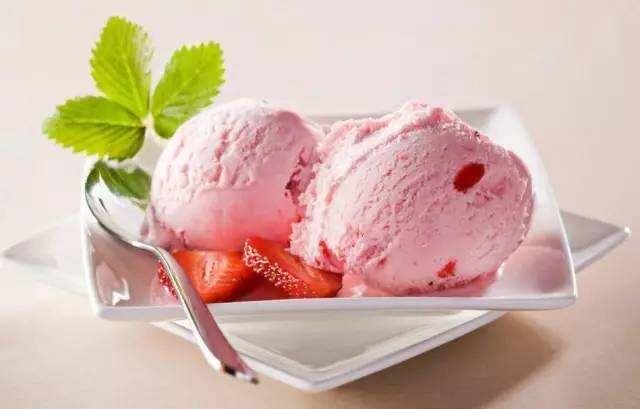 揭秘:月经期间究竟能不能吃冰!|月经|经期|食物_新浪新闻