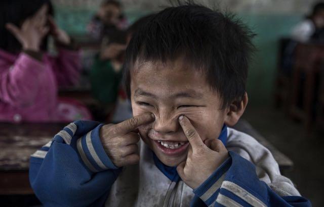 农村小孩:我们好好照顾自己,等爸妈回来