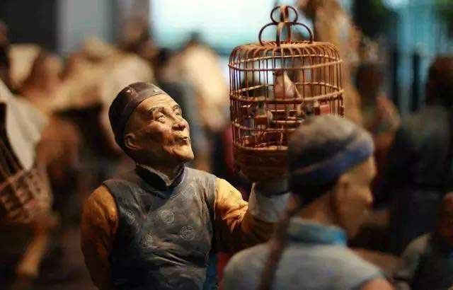 清朝八旗子弟为什么能横行霸道,只因一件东西,比免死铁券还好用