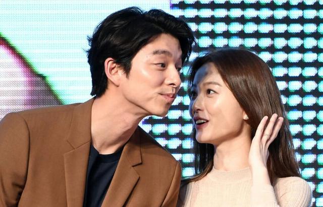 韩网传言《鬼怪》男主孔刘要和演员郑裕美结婚了!假的!