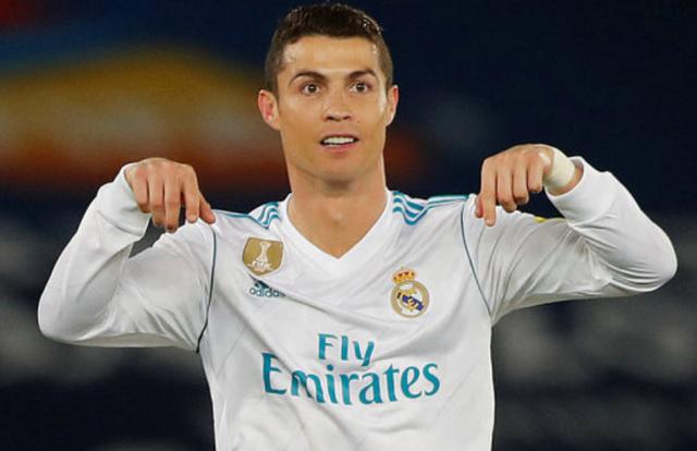 皇马夺得世俱杯,C罗任意球破门!2017进球数能