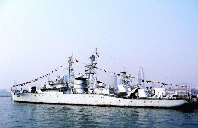 65型护卫舰502"南充"号65型护卫舰503"开源"号65型护卫舰504"东川"号