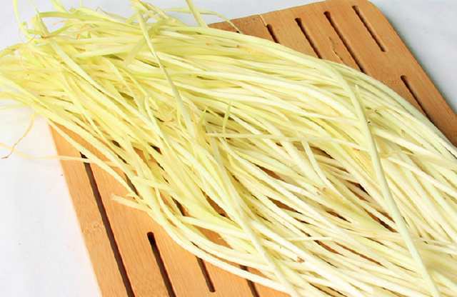 这种号称"洗肠草"的蔬菜炒鸡蛋好吃到爆,还有利于身体健康|韭芽|韭黄