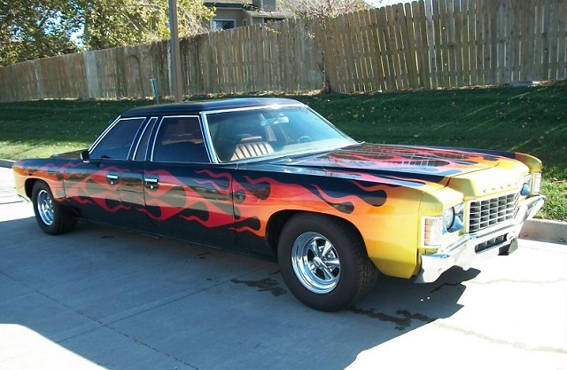 71岁老大爷改装独特的双头车,开上路没几小时就被交警拦下了!