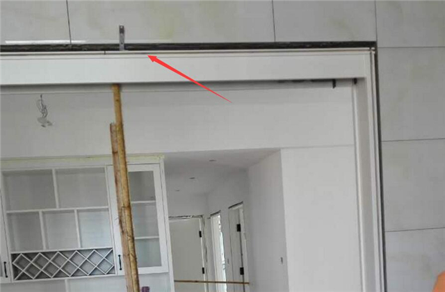 木质门套也可以这样来安装,加个小东西,就会变得很牢固