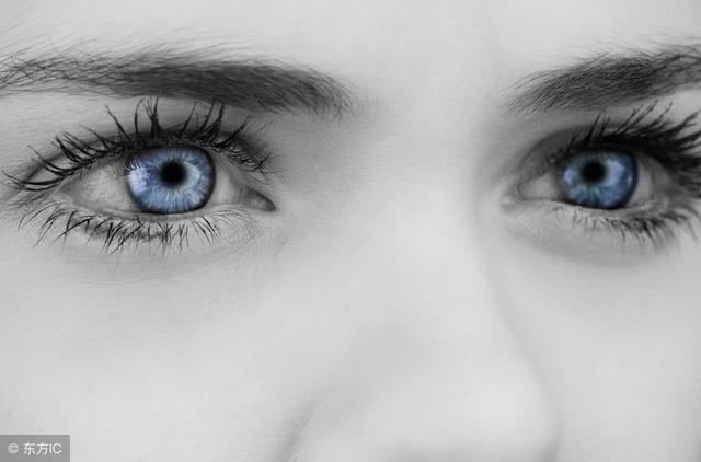 心理测试:你渴望眼睛变成什么颜色?测你晚年是操心命还是享福命