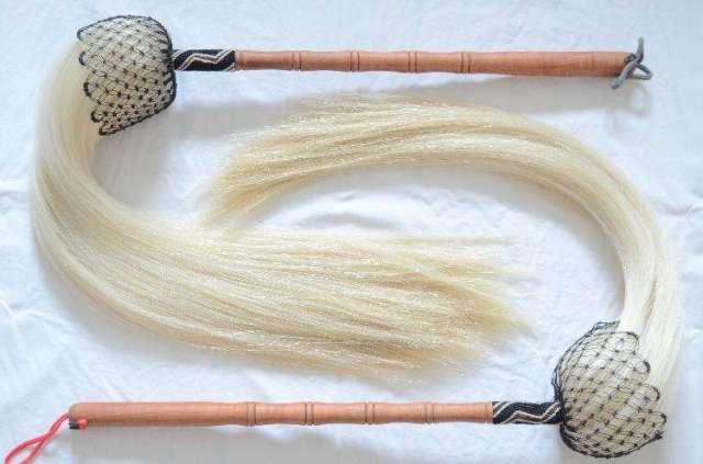 道士和太监手上的拂尘居然是用来……!