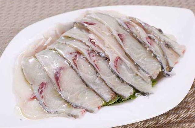 鱼片怎么做才能滑嫩还不容易散?6个小技巧,30年的经验总结!