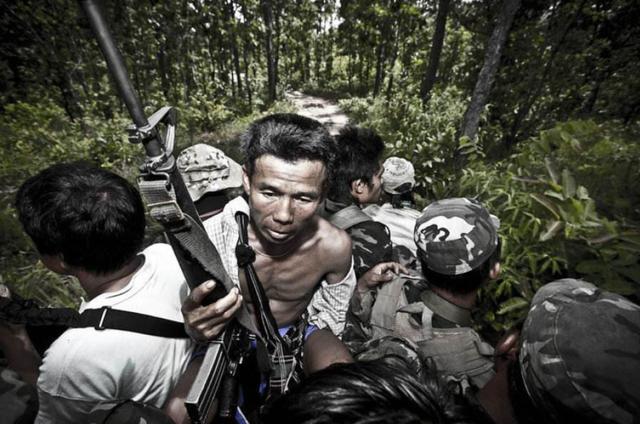 克伦人在缅甸现在有400多万人口,是现在氐族人最主要的集聚地了.