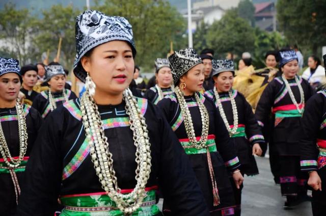 贵州黔东南萨玛节,民族服饰的盛宴,侗族女神的魅力