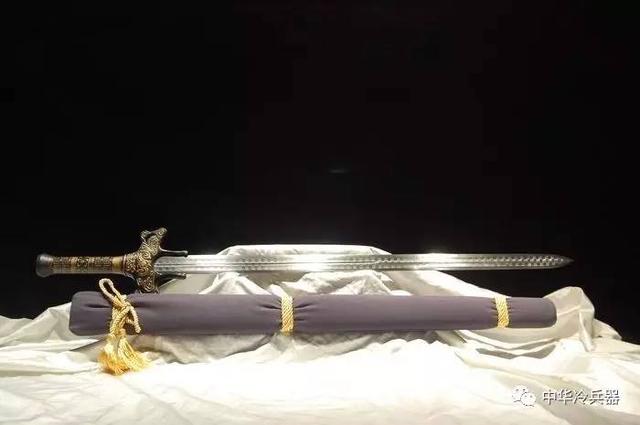 这些《秦时明月》剑谱榜上有名的剑你最爱谁?|剑谱|佩剑|胡子_新浪新闻