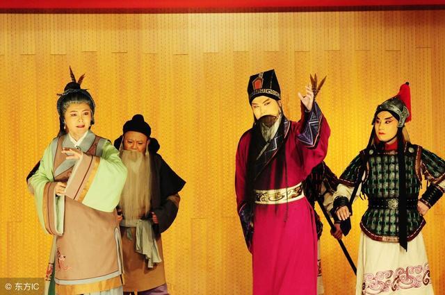 文史随笔 莫被赞美之词所蒙骗——邹忌讽齐王纳谏的启示