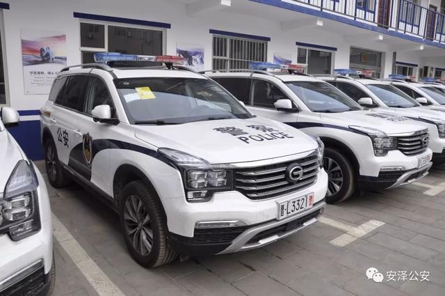 安泽县公安局为基层派出所配备新型警车