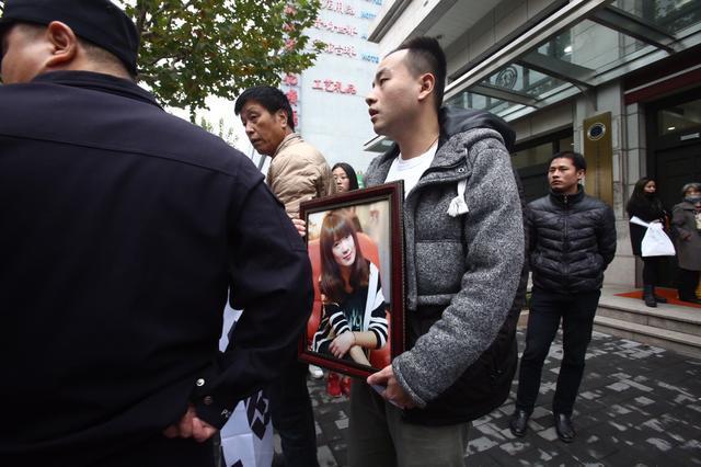 揭底杀妻藏尸案嫌疑人:曾参加选秀节目与女友私奔未果后追求妻子