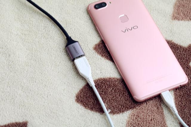 轻松实现手机内容在电视上的投射,绿联手机视