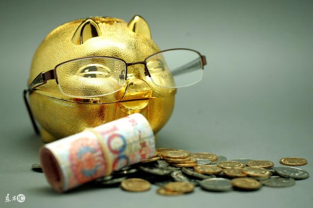 新闻报道显示：玩一次中学生要多少钱？中学生日常娱乐开销全面解析