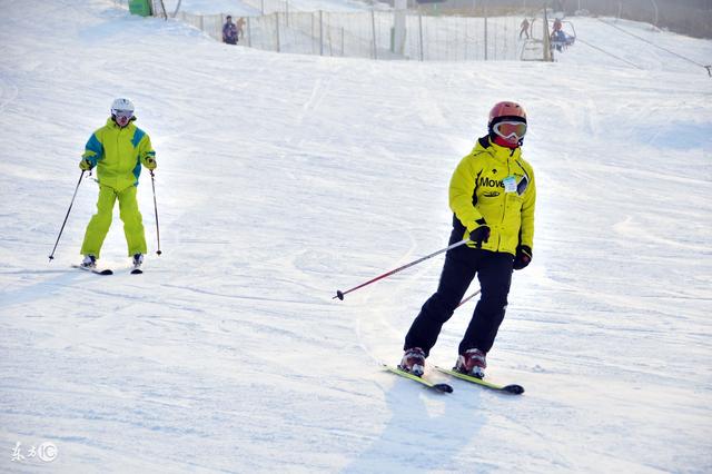 运城永济五老峰国际滑雪场12月20日开启三天免费滑雪模式