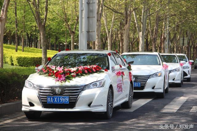 结婚用奔驰宝马还是用清一色的丰田皇冠当婚车?