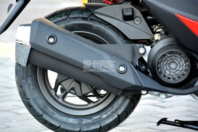 帅气小生新大洲本田rx125裂行实拍