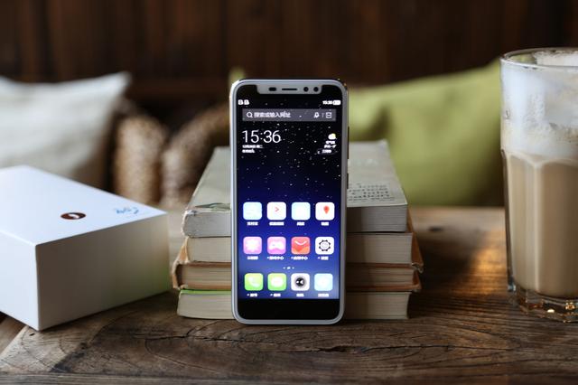 小辣椒s11掰弯你的直男审美