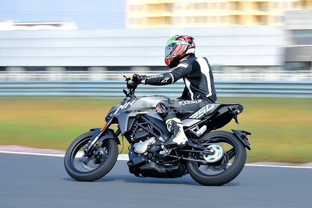 全是狠角色 春风250NK对比隆鑫无极300R