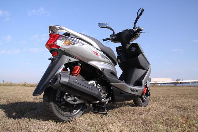 小丙测评|0-1km 加速特辑yamaha new cygnus-x 125(劲战)