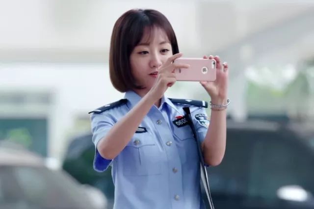 吃醋跟警犬争宠杨蓉你可长点儿心吧哈哈哈哈