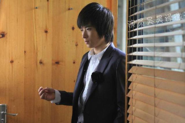 铠甲勇士四部铠甲剧情上的神似之处编剧这锅我不背