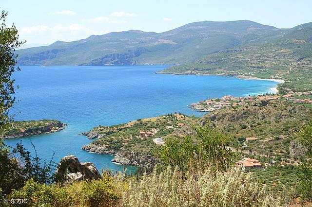 这个男人说: "生而为人, 我很抱歉"|人间失格|叶藏|太宰治_新浪新闻